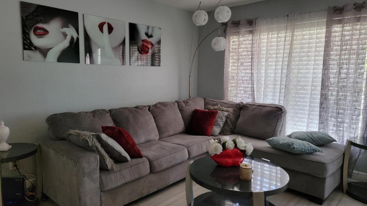 הוילה טאמפה Mary'S Luxury House מראה חיצוני תמונה